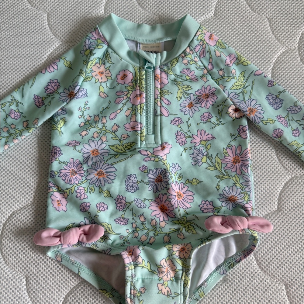 OshKosh B'gosh Mint Flora Rashguard